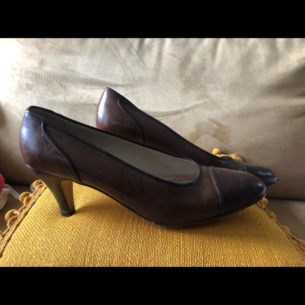 brown chanel vintage pumps size 9 - Picture 2 of 5